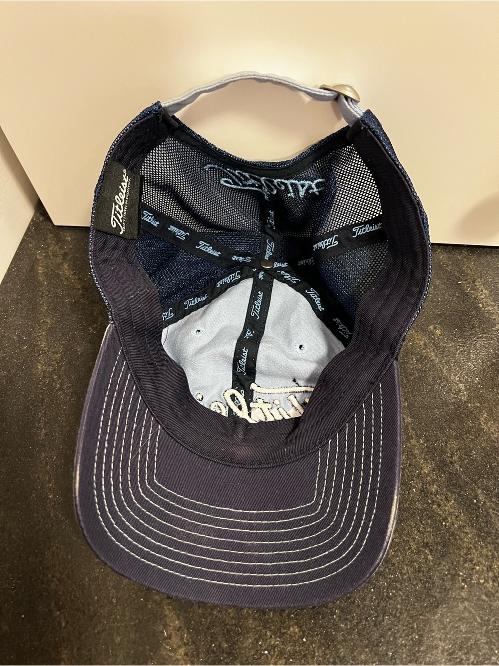 Blue Titleist Golf Hat - Picture 4 of 4